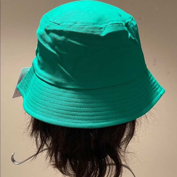 Fashion Nova Vibrant Green Statement Bucket Hat - Picture 4 of 8